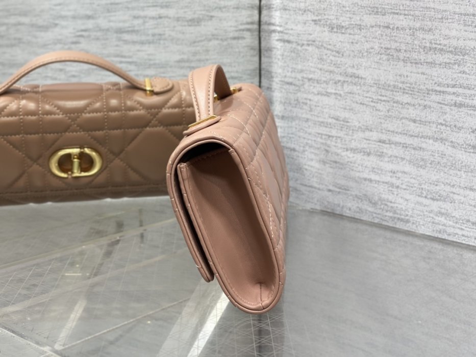 Сумка Miss Caro 24 см фото 5