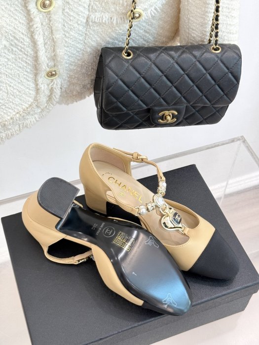 Босоножки фото 9