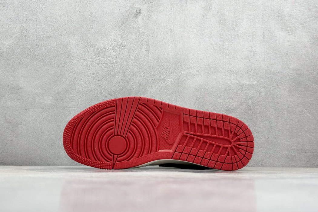 Кроссовки Air Jordan 1 Retro Low x Stussy фото 4