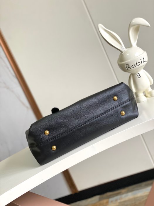 Сумка жіноча Low Key Hobo 47 см фото 4