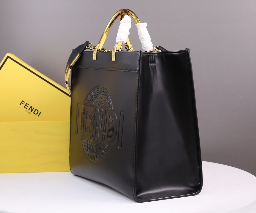 A bag X Versace 41 cm фото 2
