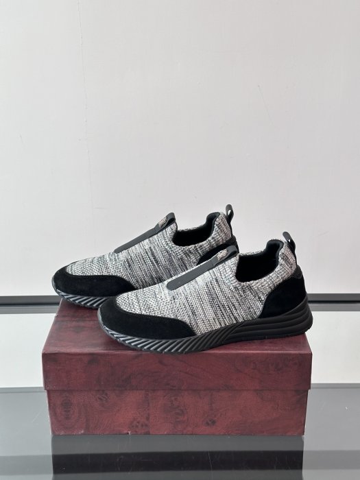 Кроссовки фото 3