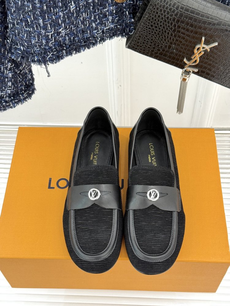 Туфли женские фото 4