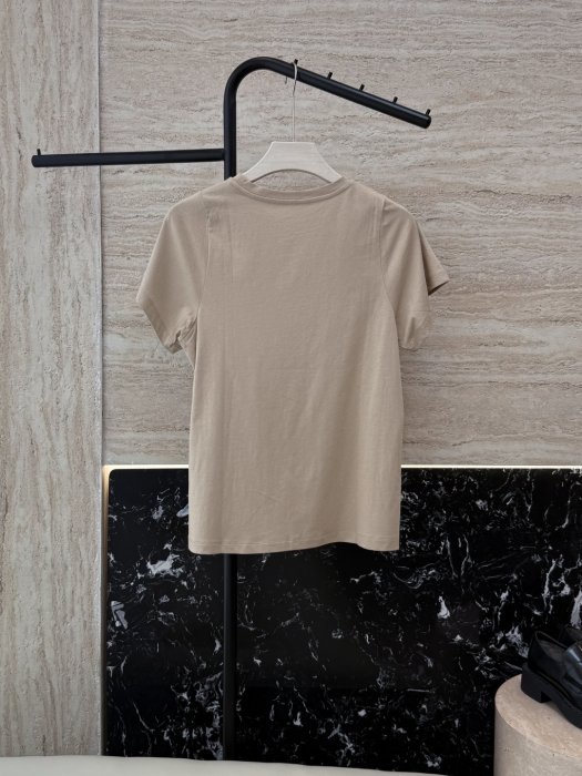 T-shirt women's фото 2