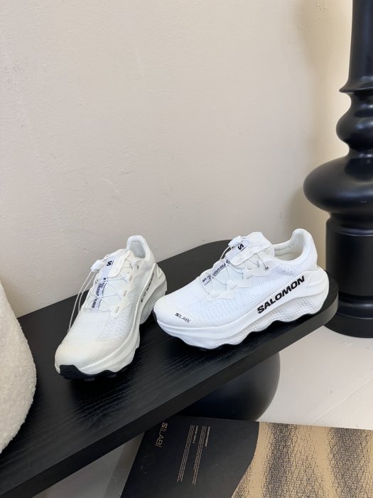 Кроссовки женские SALOMON XT WHISPER фото 3