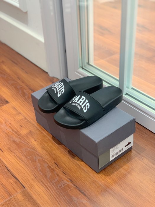 Шлепанцы фото 5