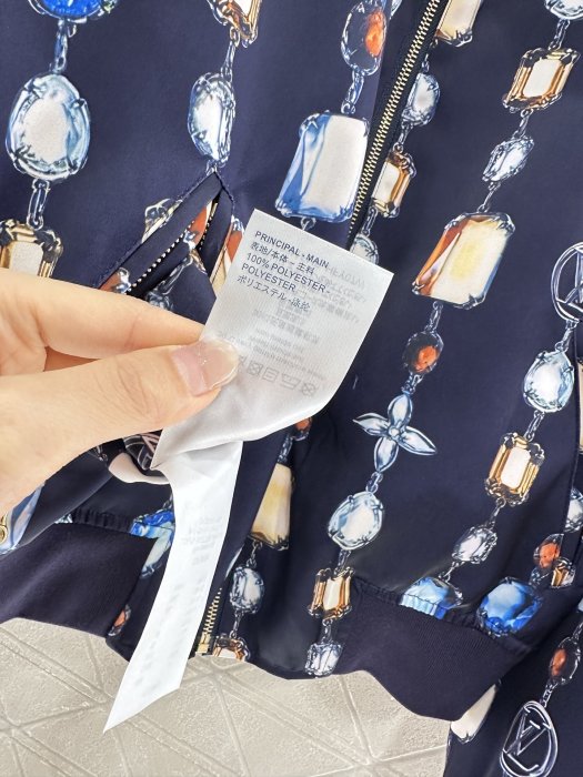 Куртка жіноча фото 9