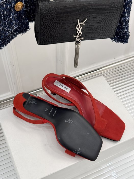 Босоножки фото 9