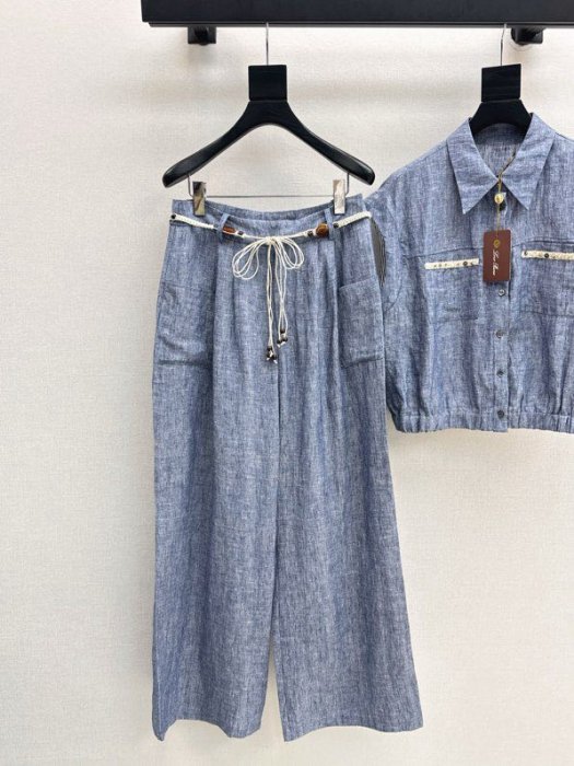 Костюм женский фото 3