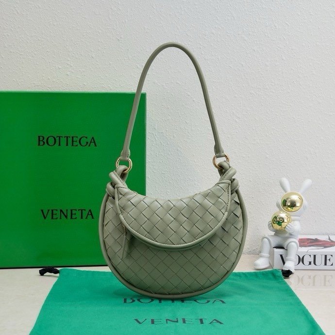 A bag women's Gemelli 24 cm