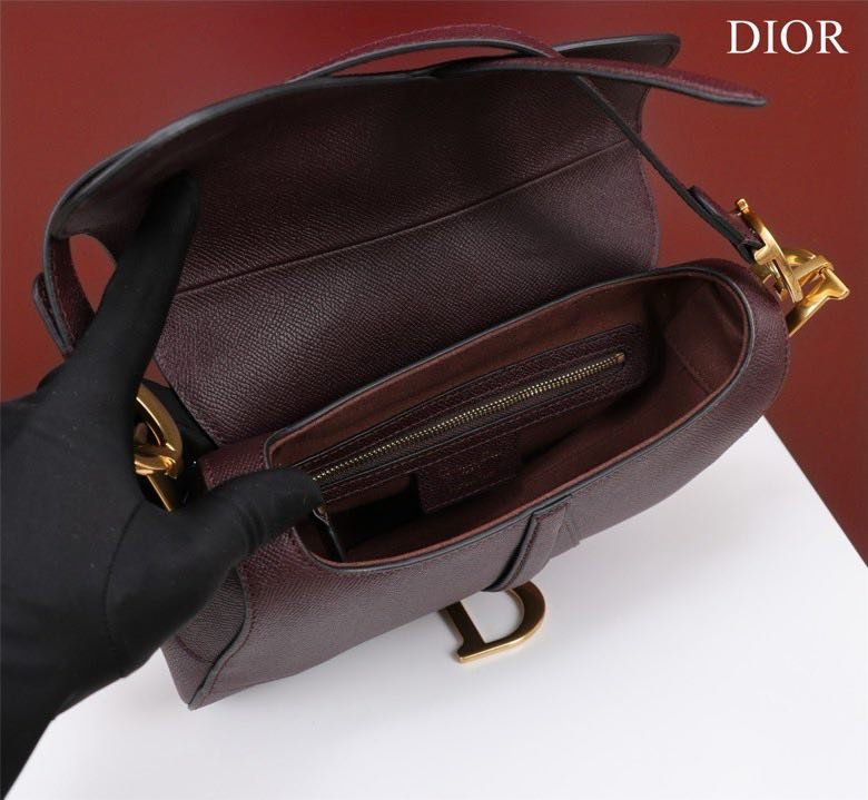 Сумка кожаная Dior Saddle 25 см фото 2