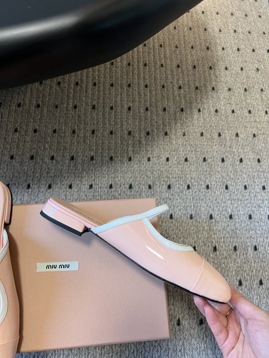 Босоножки фото 6