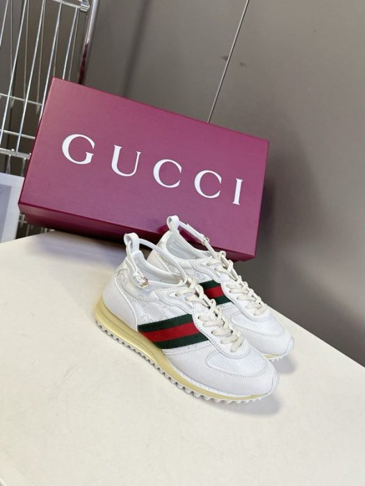 Кроссовки фото 2