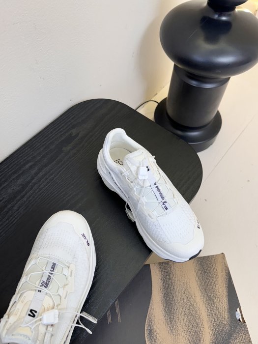 Кроссовки женские SALOMON XT WHISPER фото 4