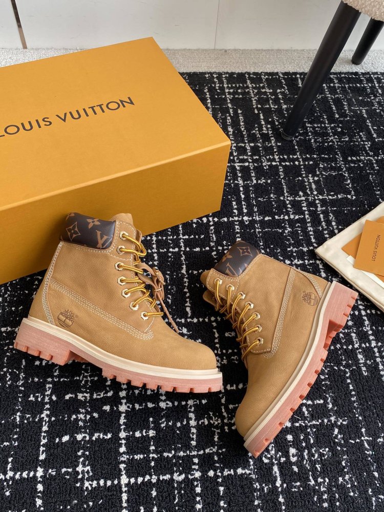 Ботинки женские Louis Vuitton x Timberland фото 4