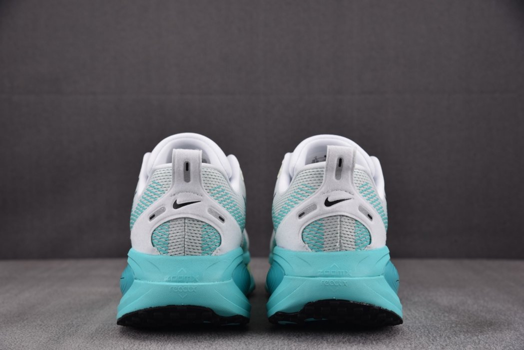 Кроссовки Vomero 18 Dusty Cactus Geode Teal фото 5