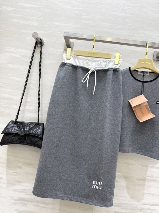 Костюм женский фото 7