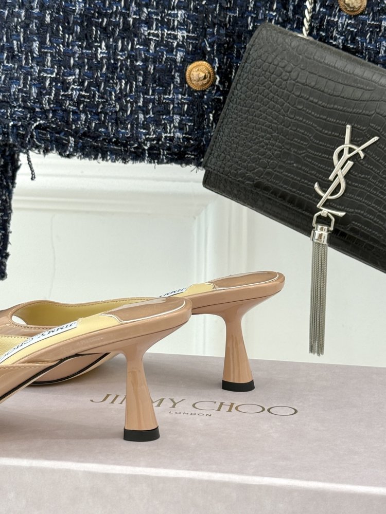 Босоножки фото 6