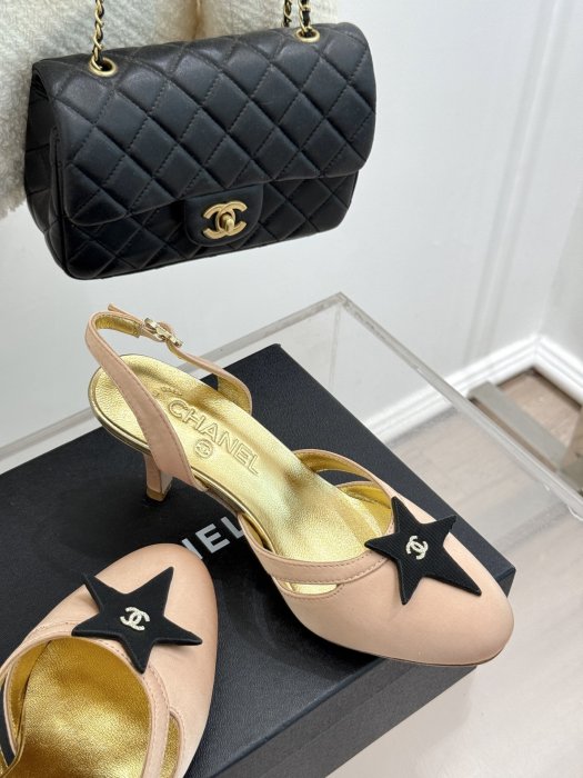 Босоножки фото 5