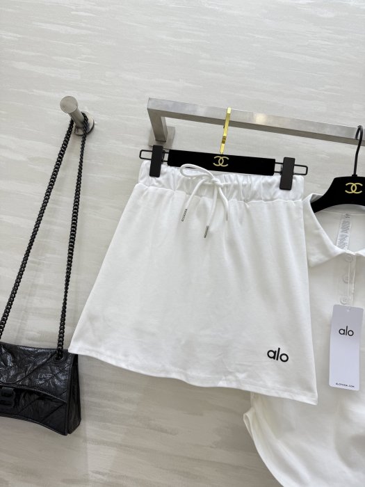 Костюм женский фото 5