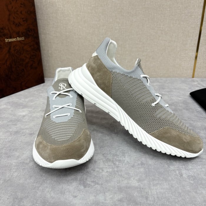 Кросівки фото 4