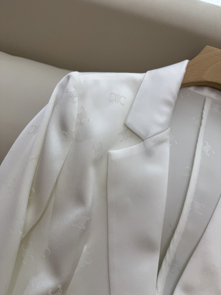 Костюм жіночий фото 7