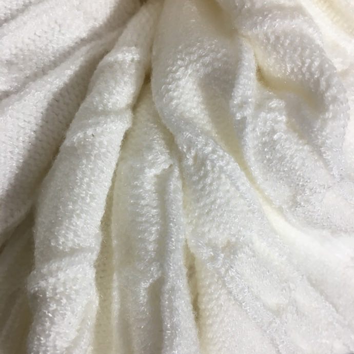 Костюм женский вязаный белый (свитер и штаны) фото 9