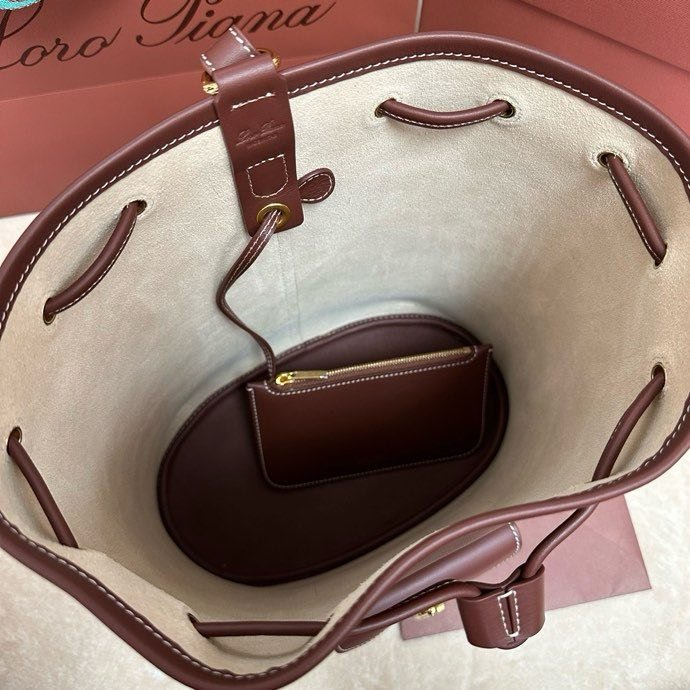 Backpack leather female Loro Piana Extra фото 9