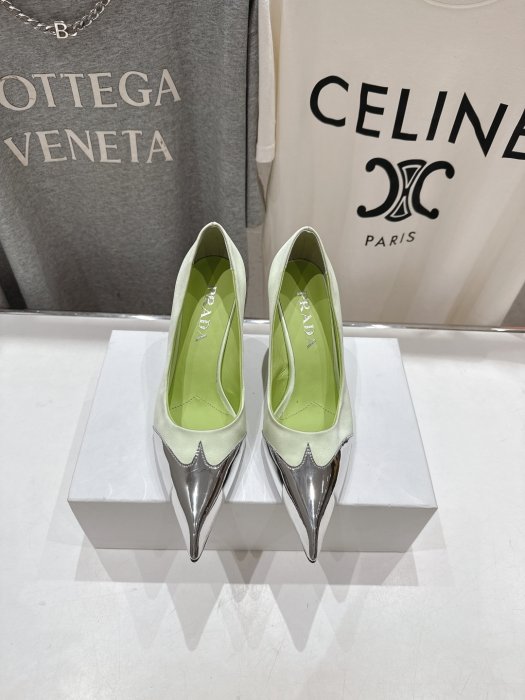 Туфли женские