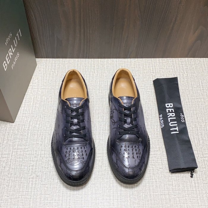 Кроссовки мужские