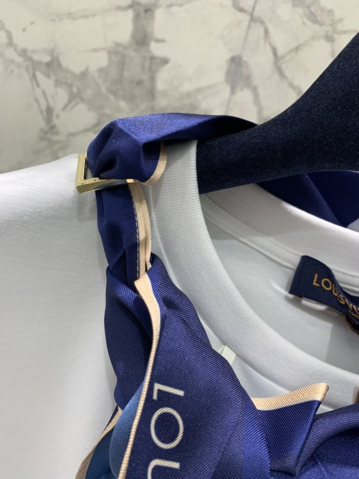 Футболка женская фото 4