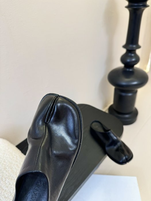 Мюли с раздвоенным носком фото 6