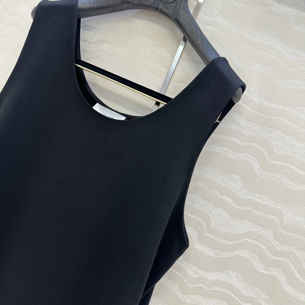 Свободное шелковое платье фото 3