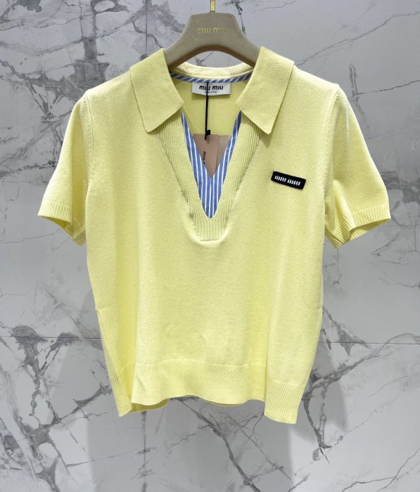 T-shirt women's фото 2