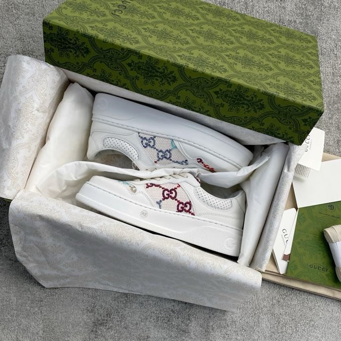 Кроссовки фото 4