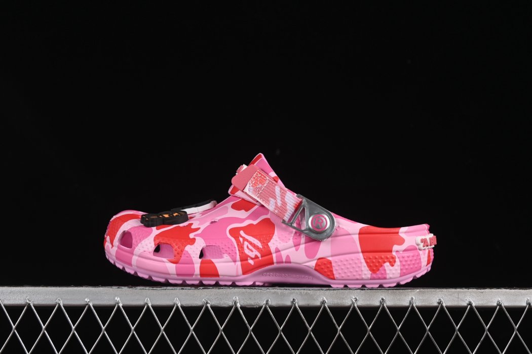 Кроксы Bape x Crocs Classic Clog