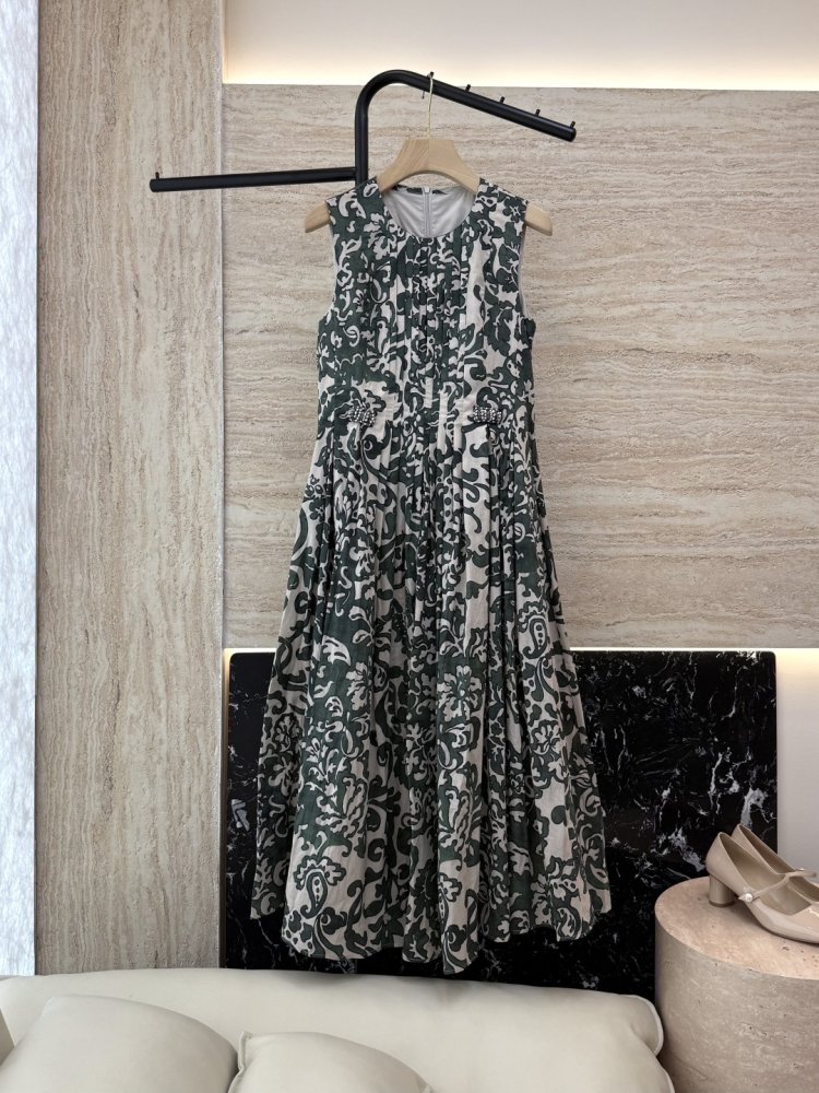 Плаття, Сукня