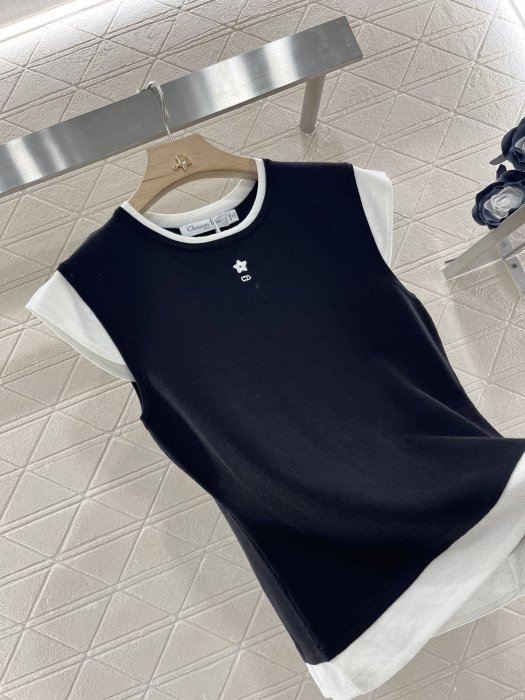 Футболка женская фото 5