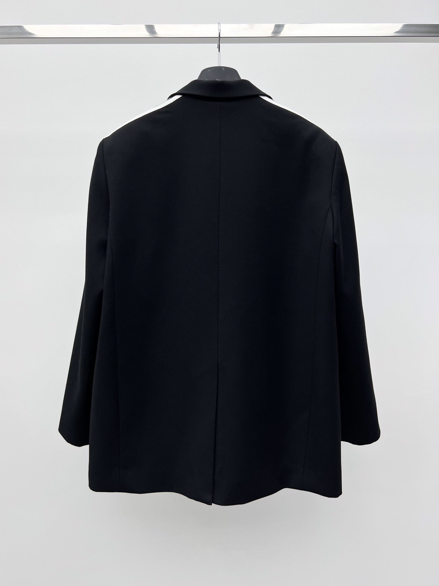 A jacket women's from strips Balenciaga x Adidas фото 6
