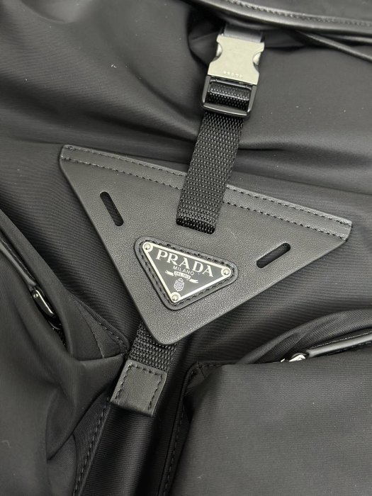 Backpack Black Re-nylon 42 cm 2VZ108 фото 7