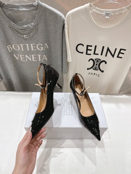 Туфли женские фото 3