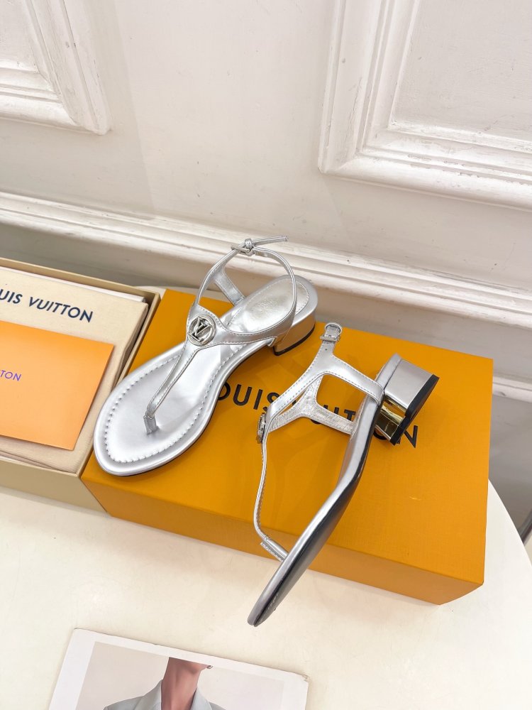 Сандалии женские фото 3