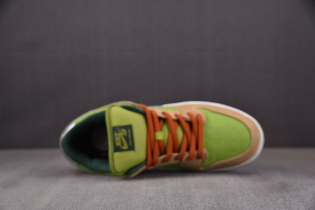 Sneakers SB Dunk Low Escargot фото 3