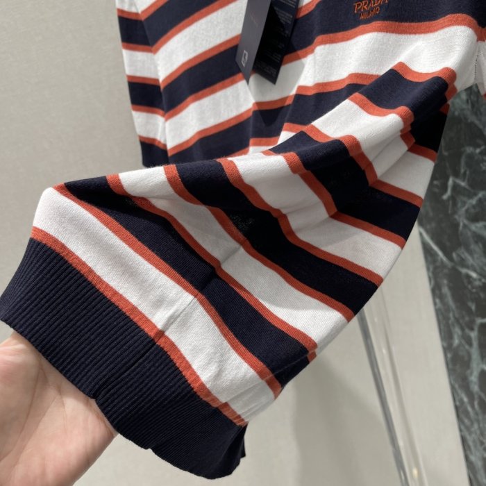 T-shirt women's фото 7