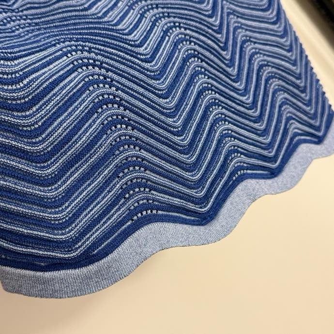 Костюм жіночий фото 3