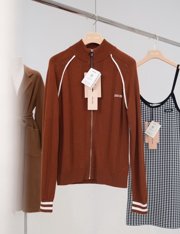 Кофта на блискавки