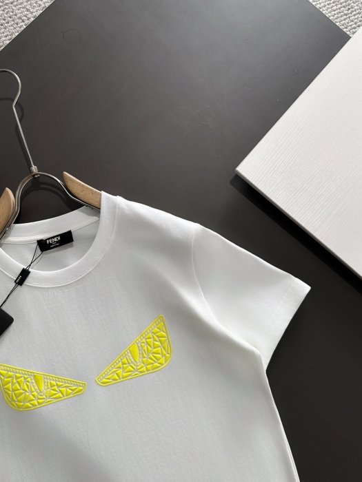 T-shirt men's фото 3