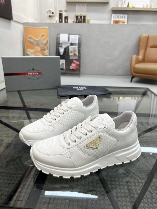 Кроссовки мужские