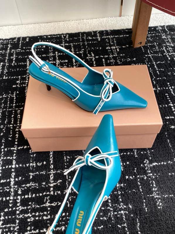 Босоножки фото 9