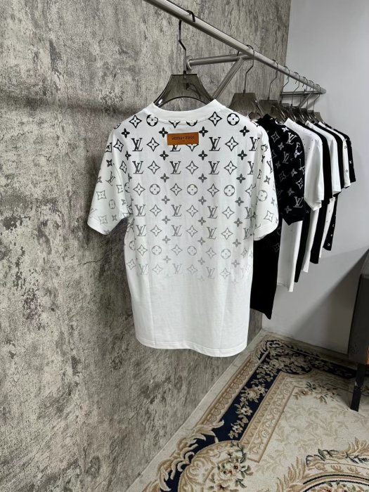 T-shirt men's фото 8